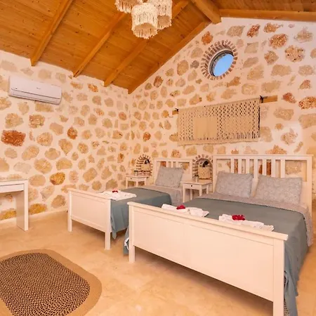 Kirlangic Evi Kaş
